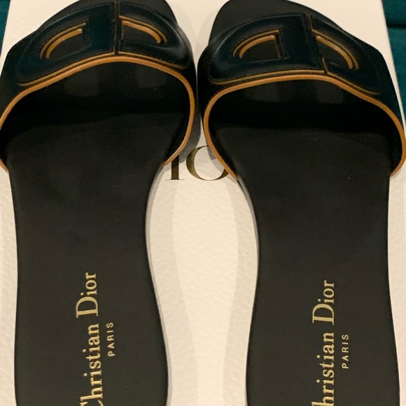 SOLD- Dior Sandals Size 37.5 - Picture 4 of 6